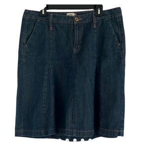 Levi’s gored denim skirt Sz 12 100% cotton 90s Y2K vintage EUC Retro Western